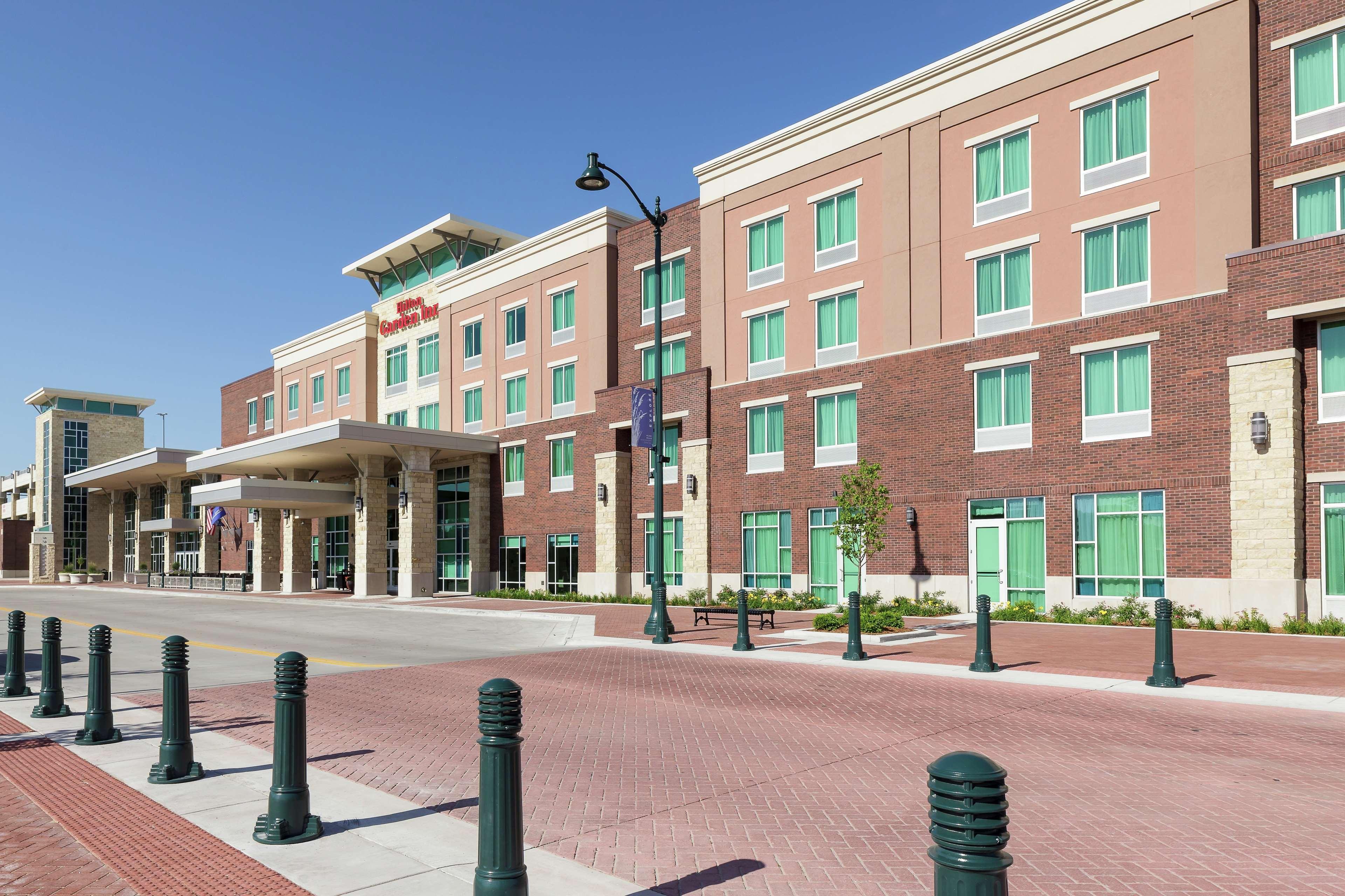 Hilton Garden Inn Manhattan Kansas Екстериор снимка