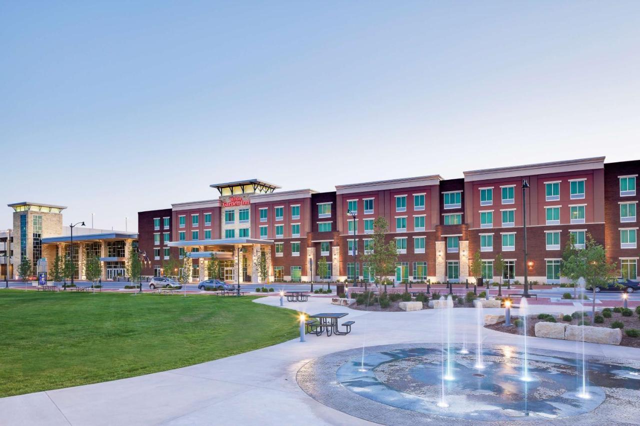 Hilton Garden Inn Manhattan Kansas Екстериор снимка