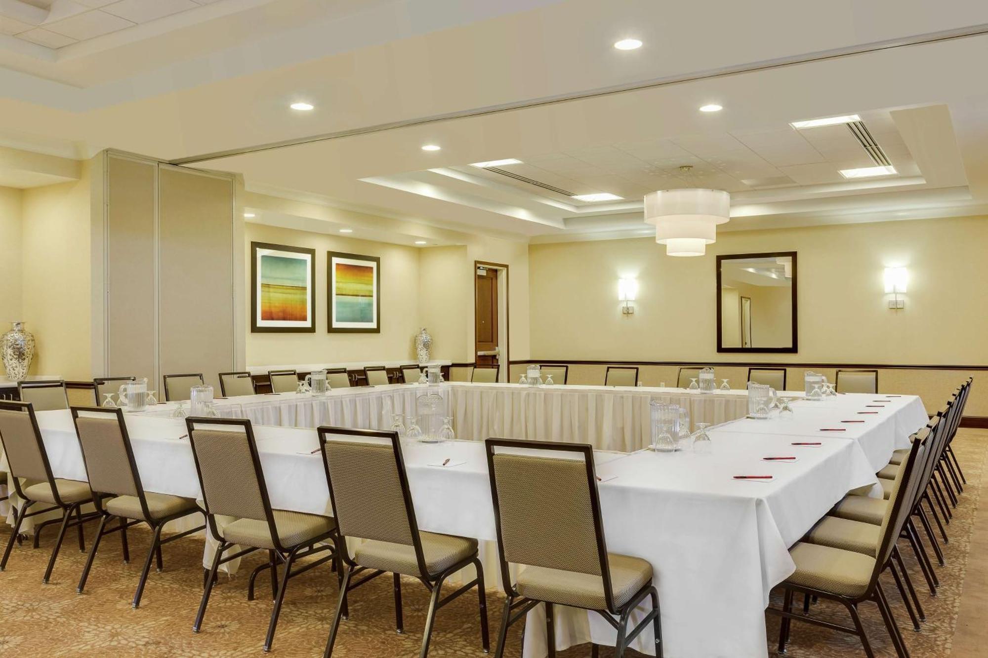 Hilton Garden Inn Manhattan Kansas Екстериор снимка